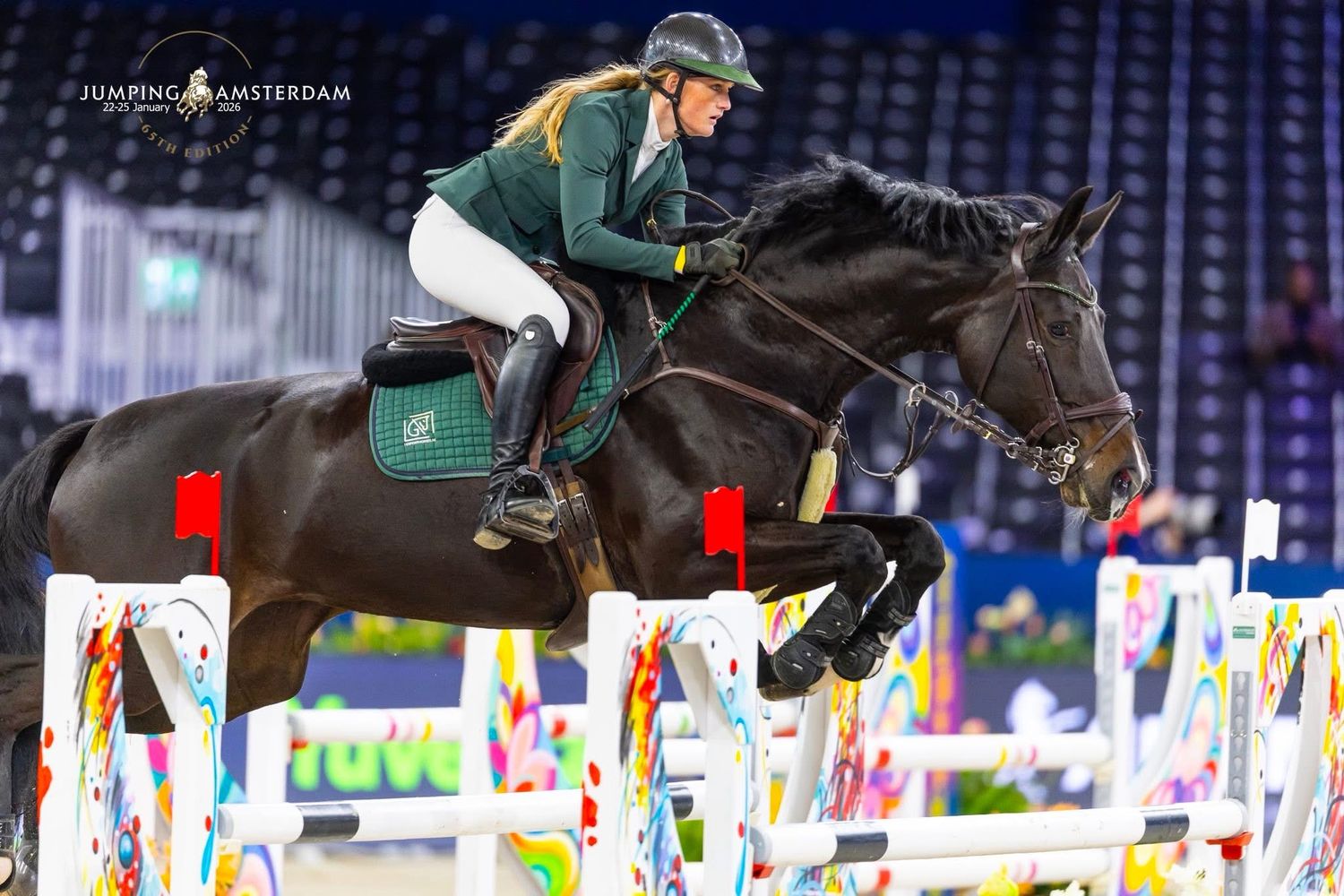Lucy Groenen in de sprong